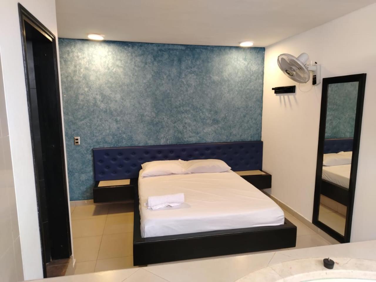 Hotel Country Medellín Zewnętrze zdjęcie